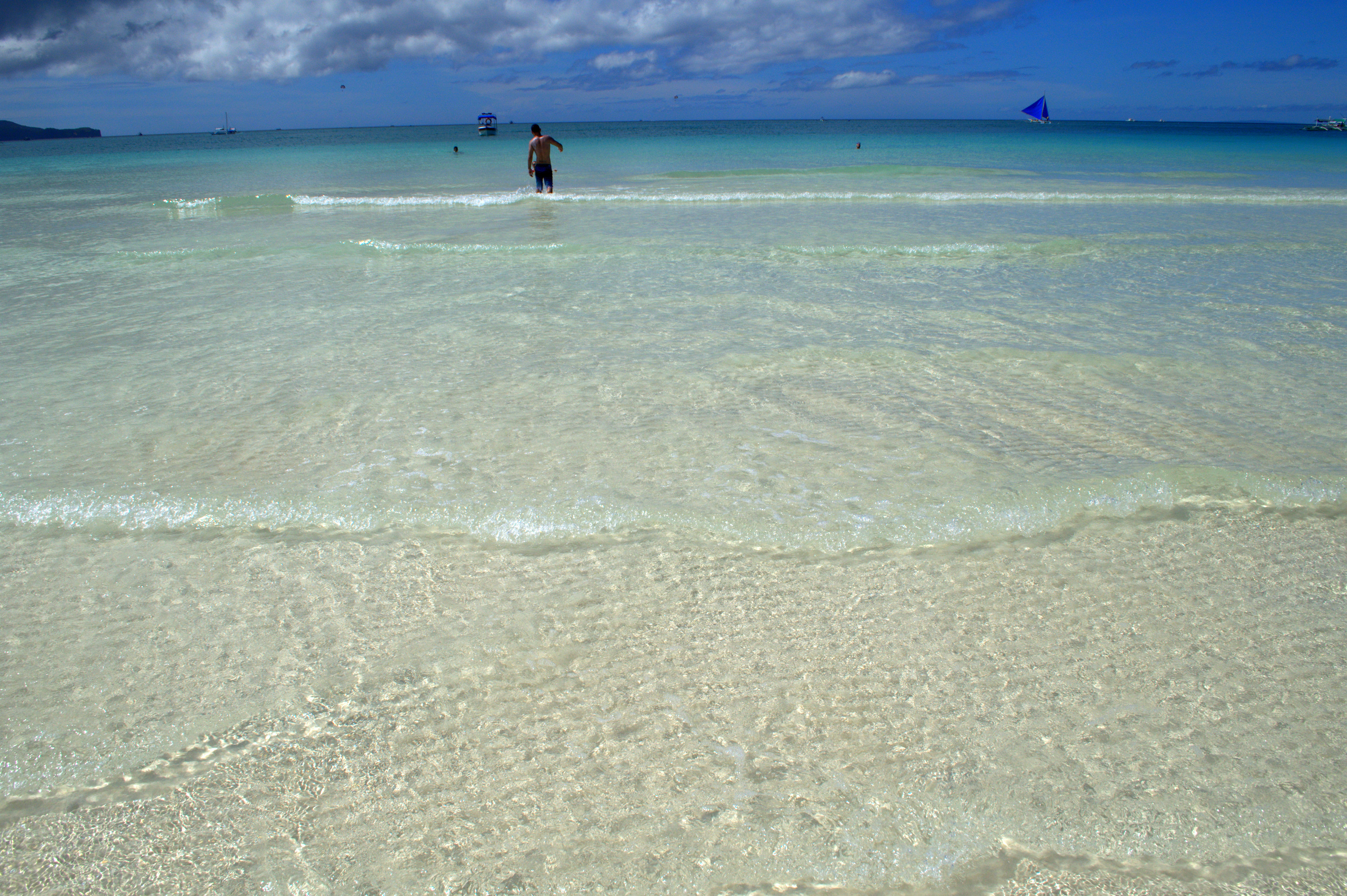 This is how clear Boracay waters look