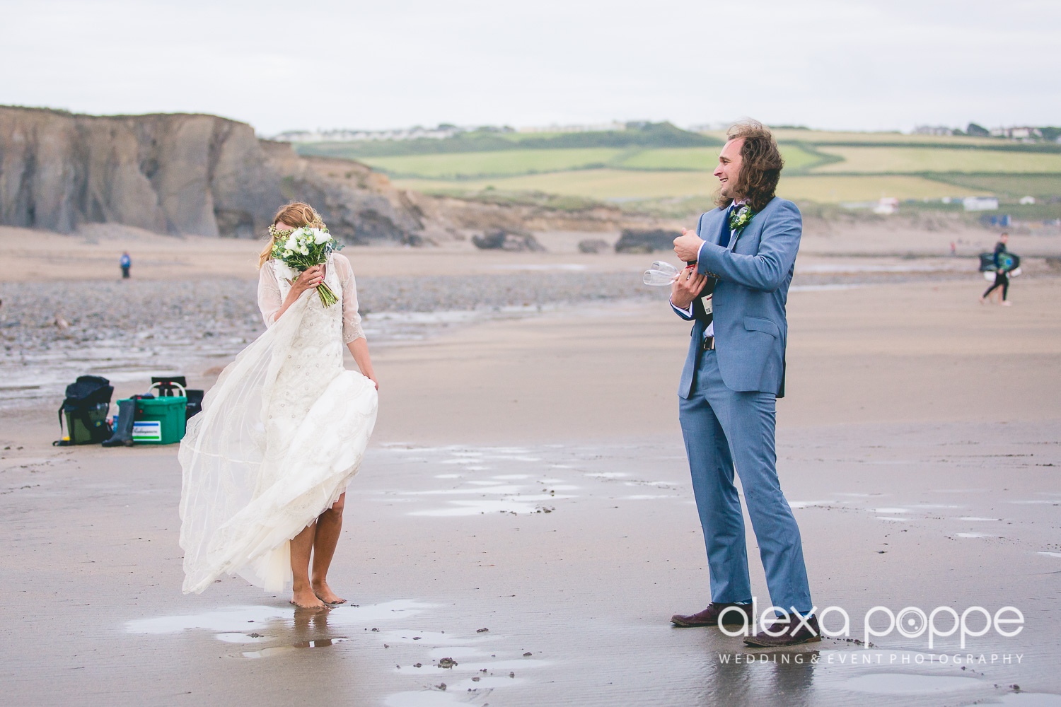 laurapaul_wedding_beach_portrait-9.jpg