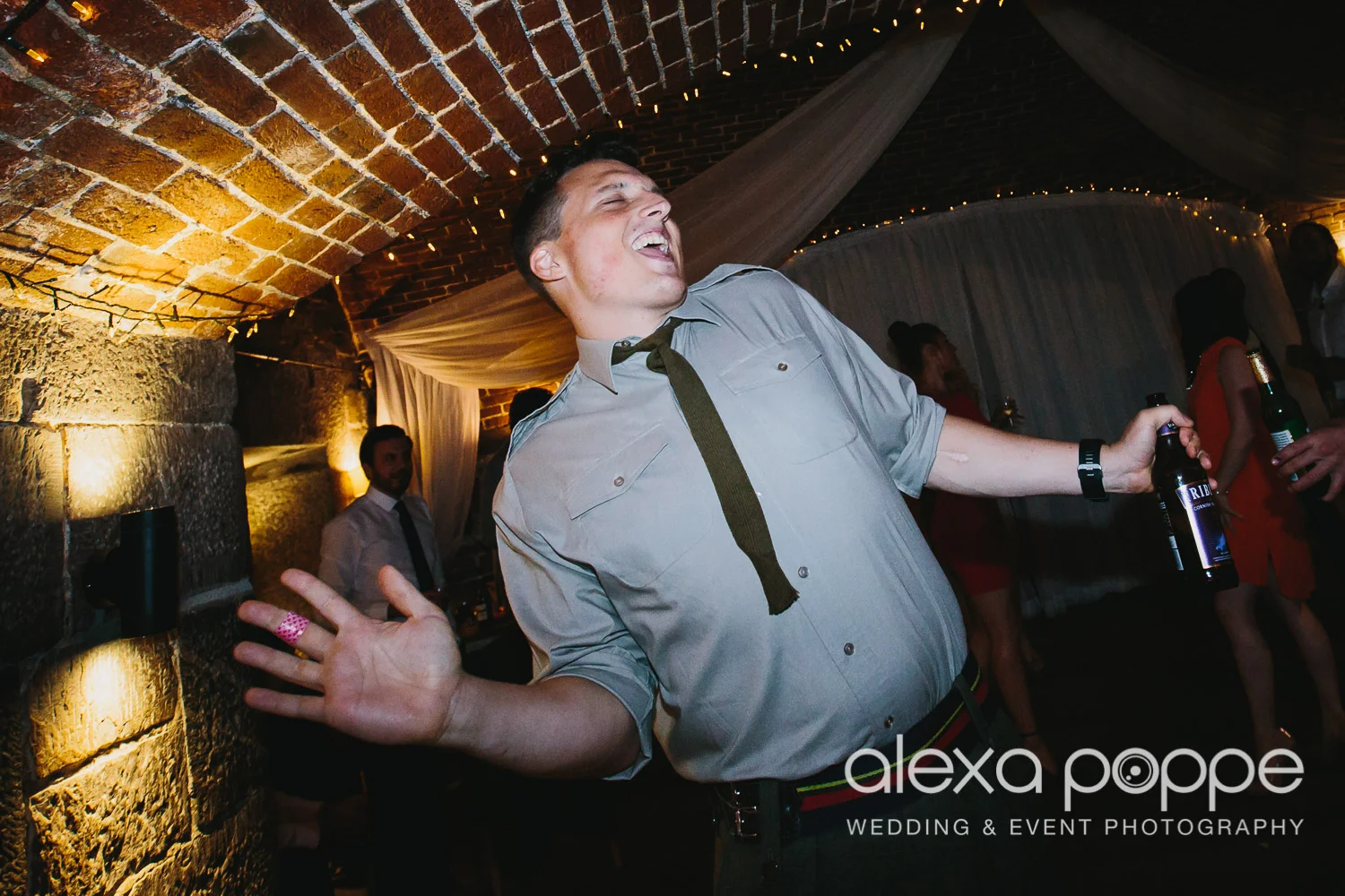 DM_wedding_polhawnfort-10.jpg