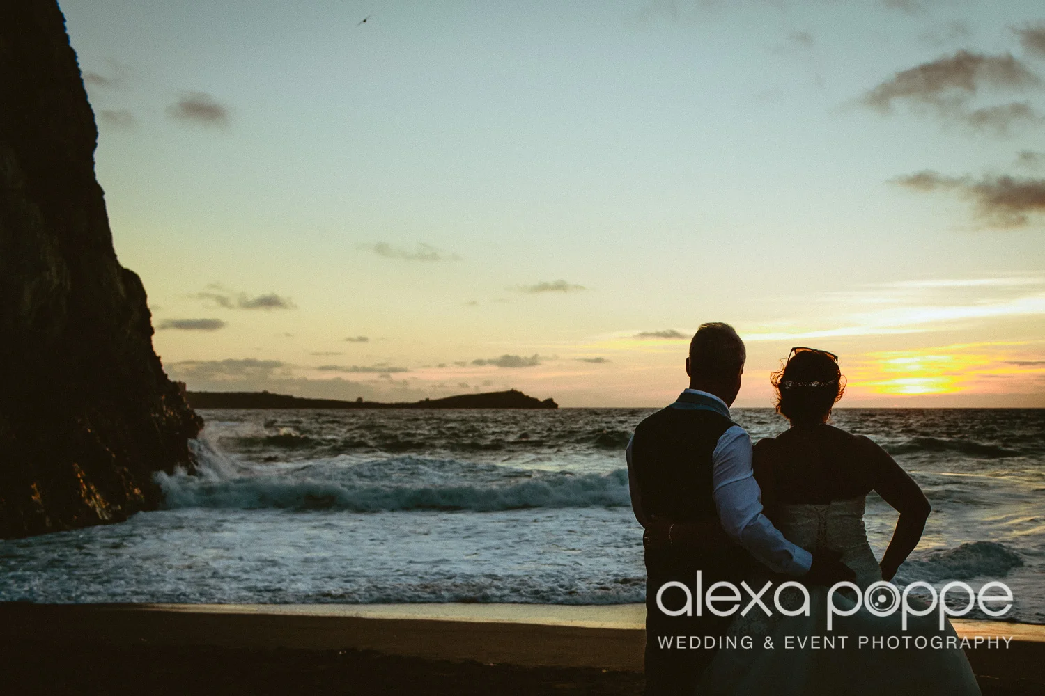 Sarah-Jane and Dave's summer vibes Lusty Glaze wedding