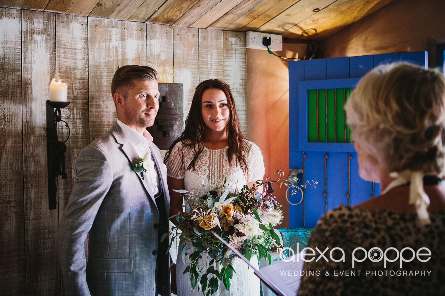 DT_elopement_lowerbarns-18.jpg