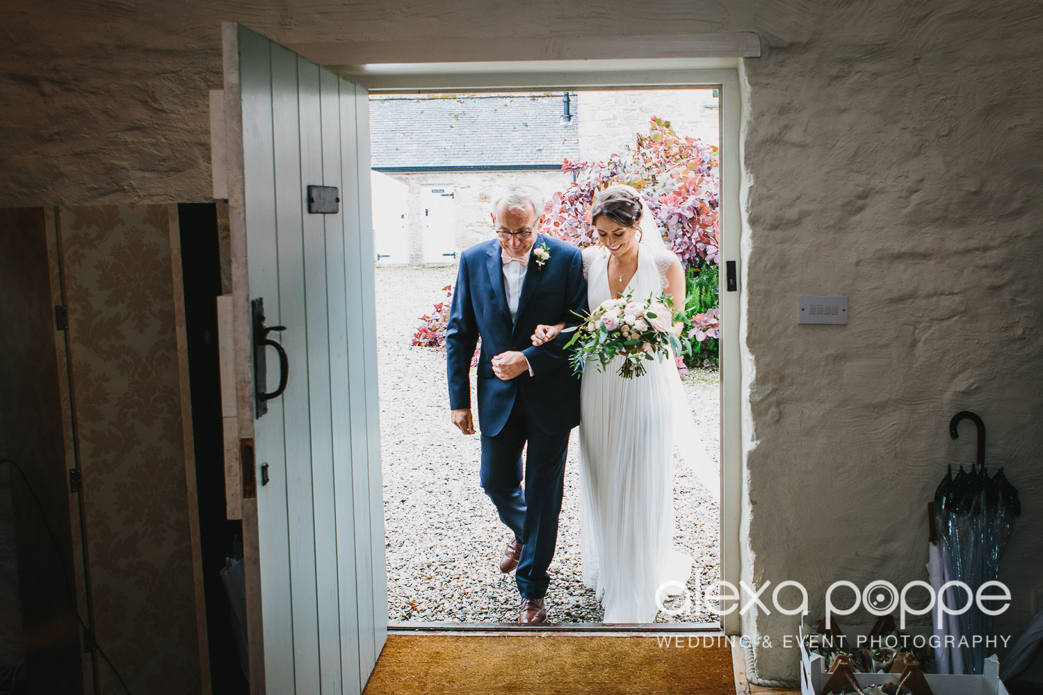 DS_wedding_cosawesbarton_cornwall-24.jpg