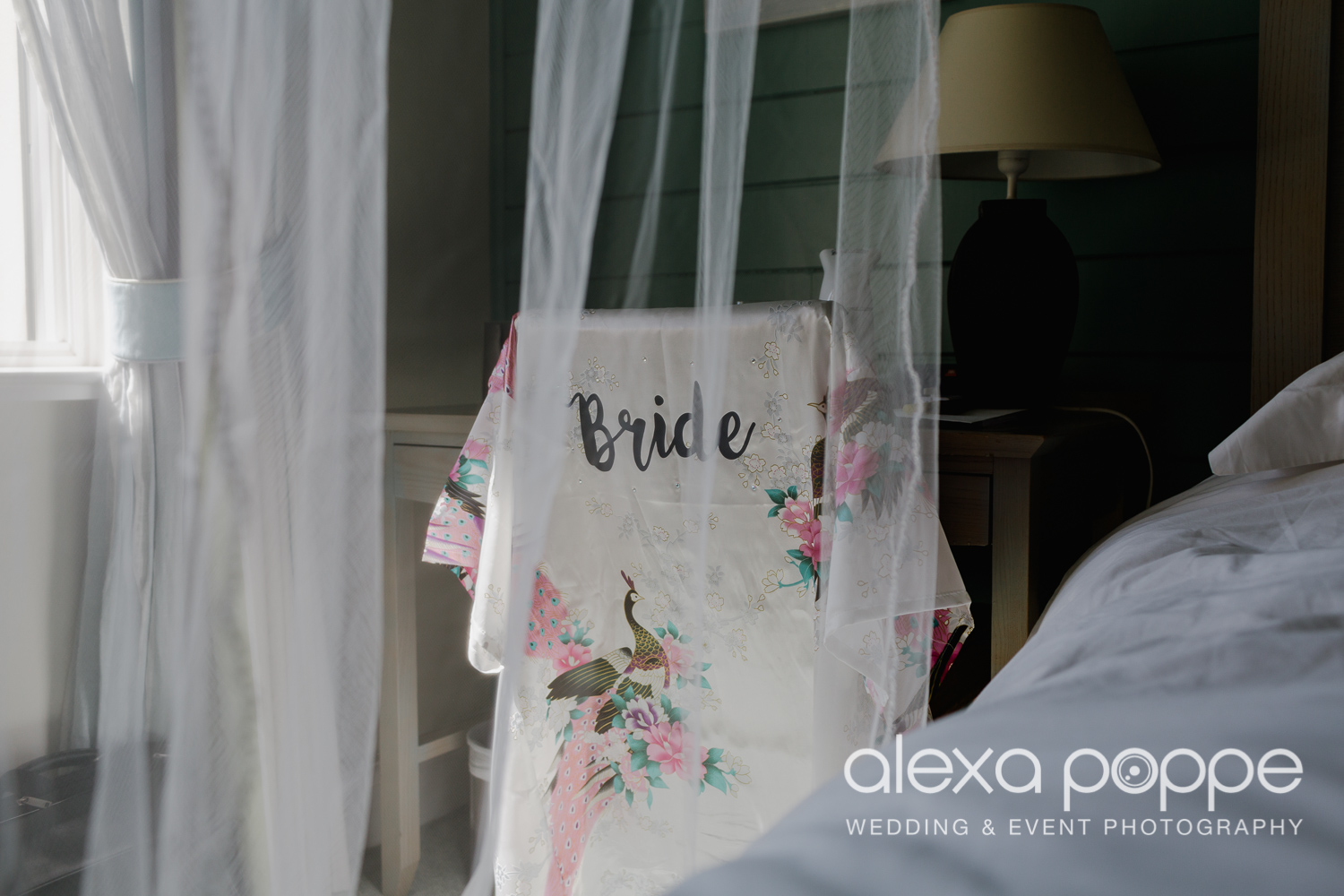 DM_beachwedding_lustyglaze_cornwall_14.jpg