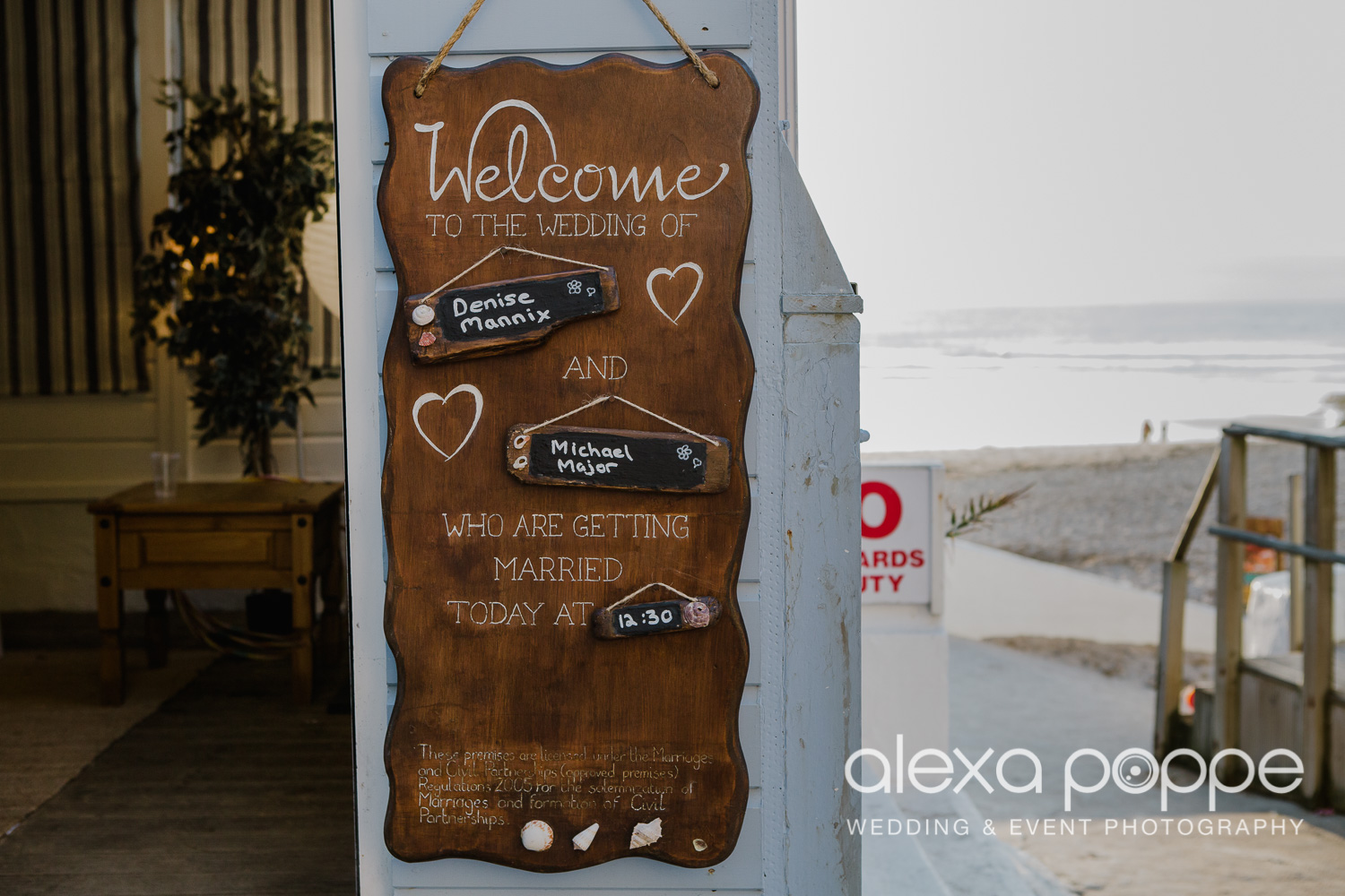 DM_beachwedding_lustyglaze_cornwall_25.jpg