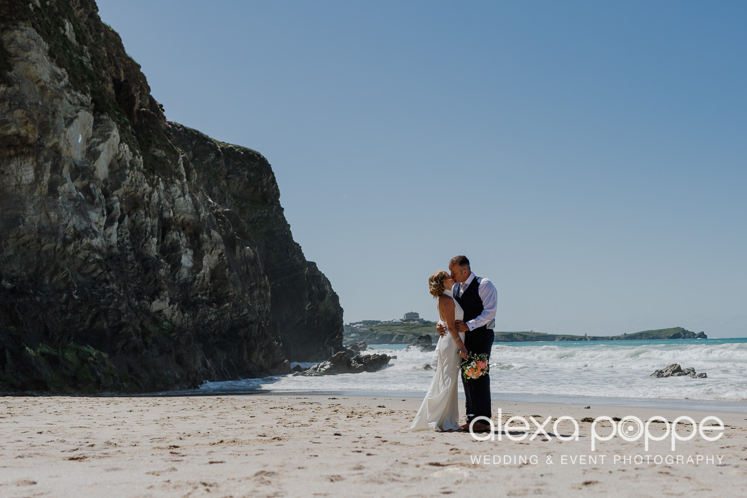 DM_beachwedding_lustyglaze_cornwall_53.jpg