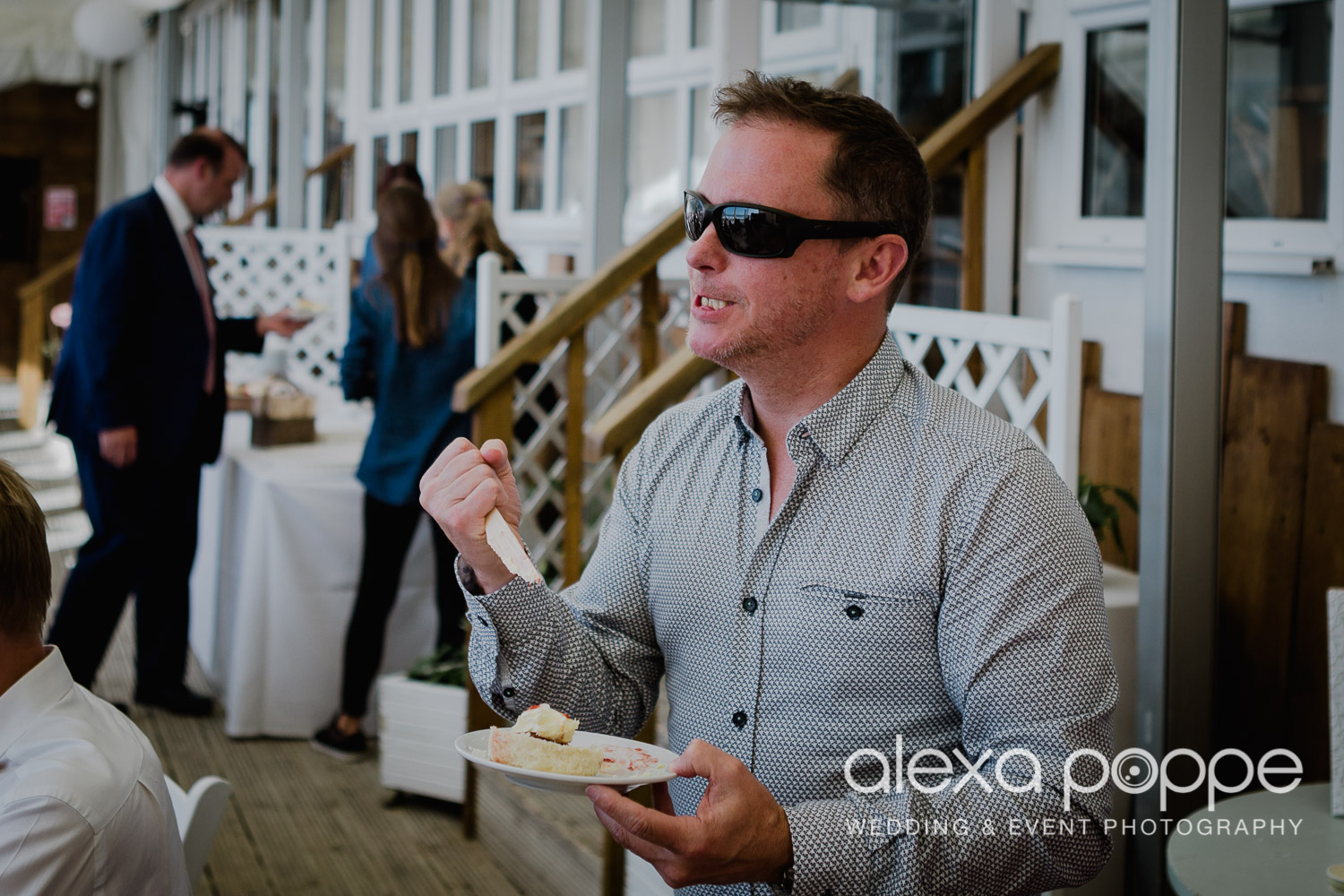 DM_beachwedding_lustyglaze_cornwall_70.jpg