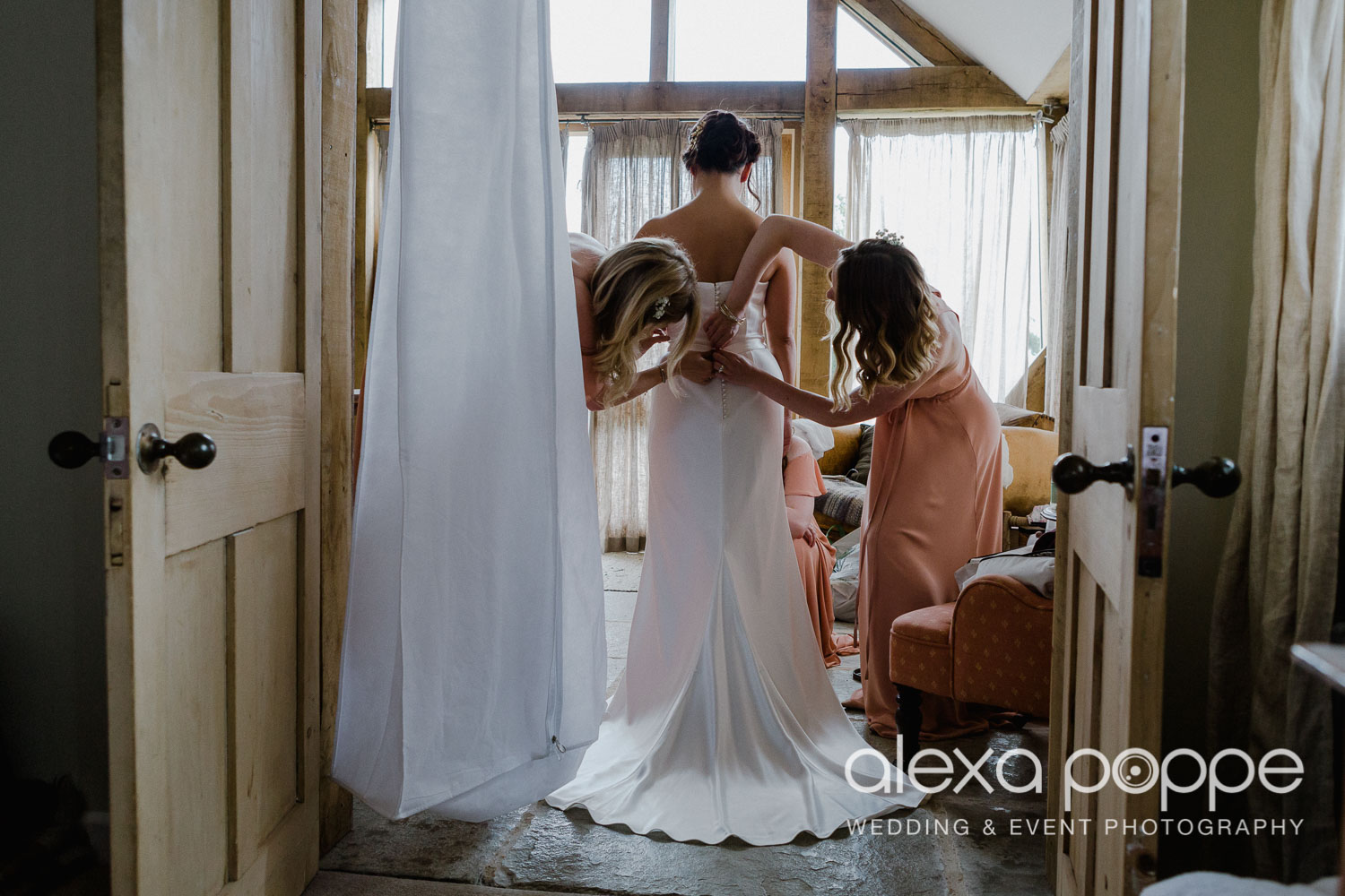 CM_wedding_nancarrowfarm_21.jpg