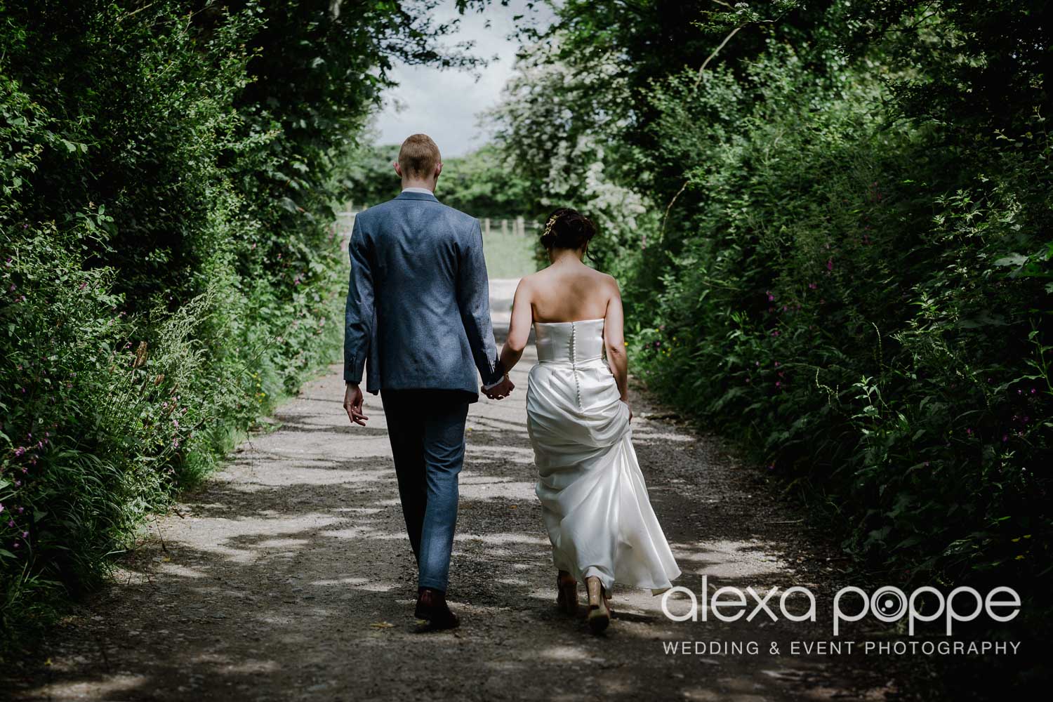 CM_wedding_nancarrowfarm_61.jpg