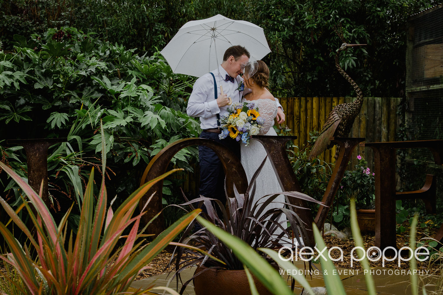 KM_elopement_lowerbarns_30.jpg