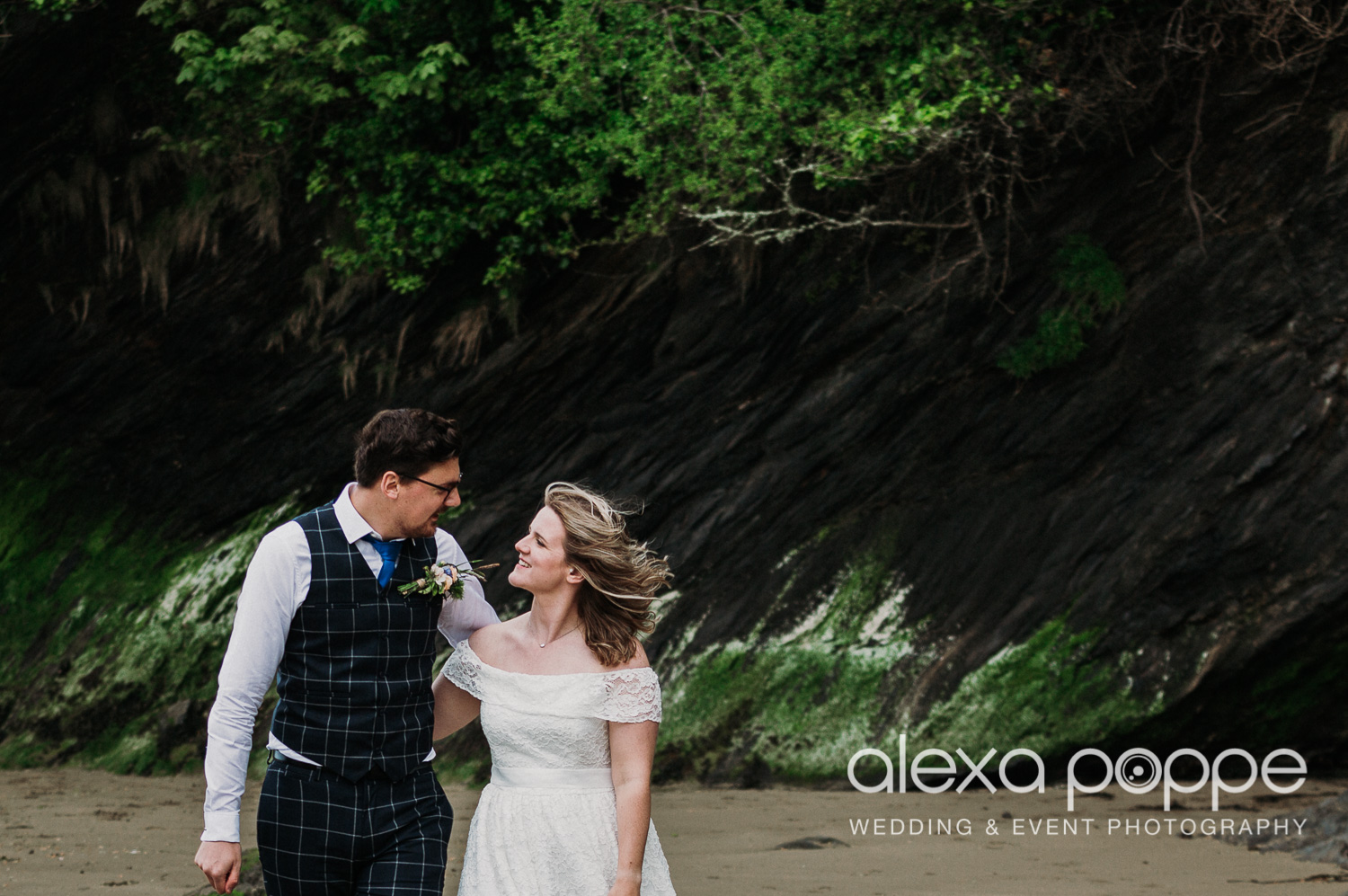 Micala&kevin_elopement_lowerbarns_25.jpg