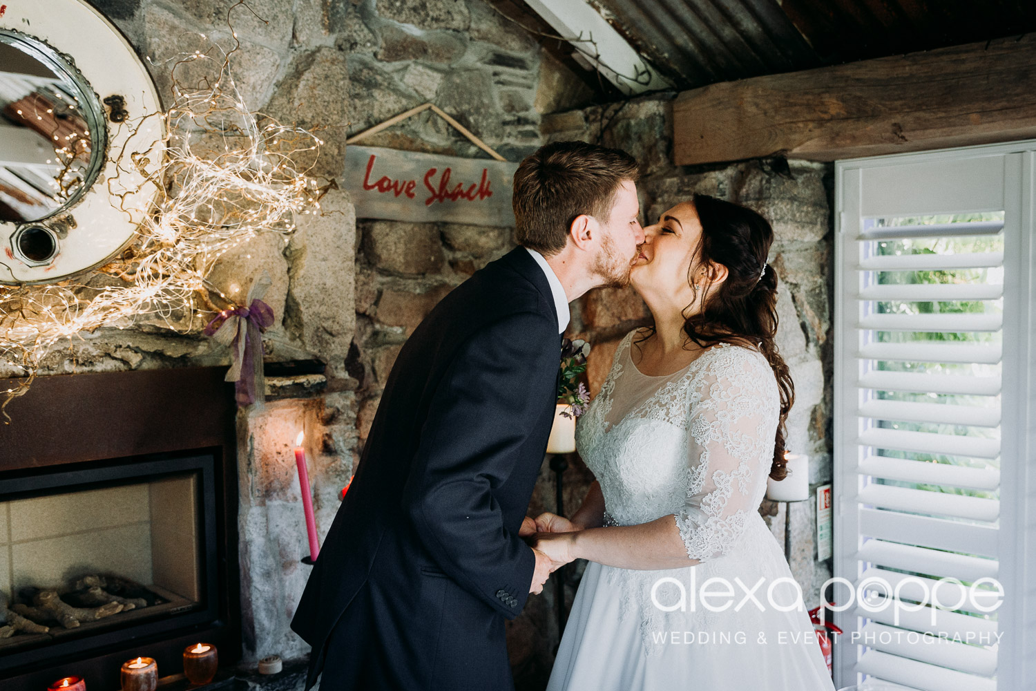 AJ_elopement_lowerbarns_11.jpg