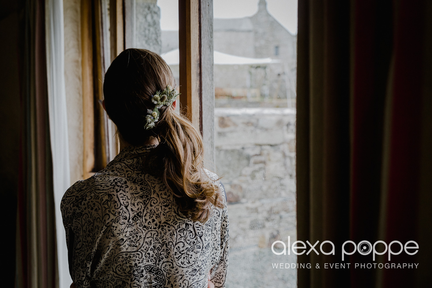 JN_wedding_roscarrock_cornwall_15.jpg