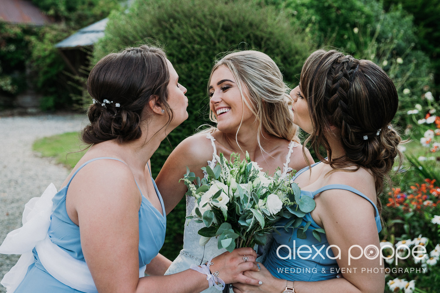 AA_wedding_thegreen_cornwall_24.jpg