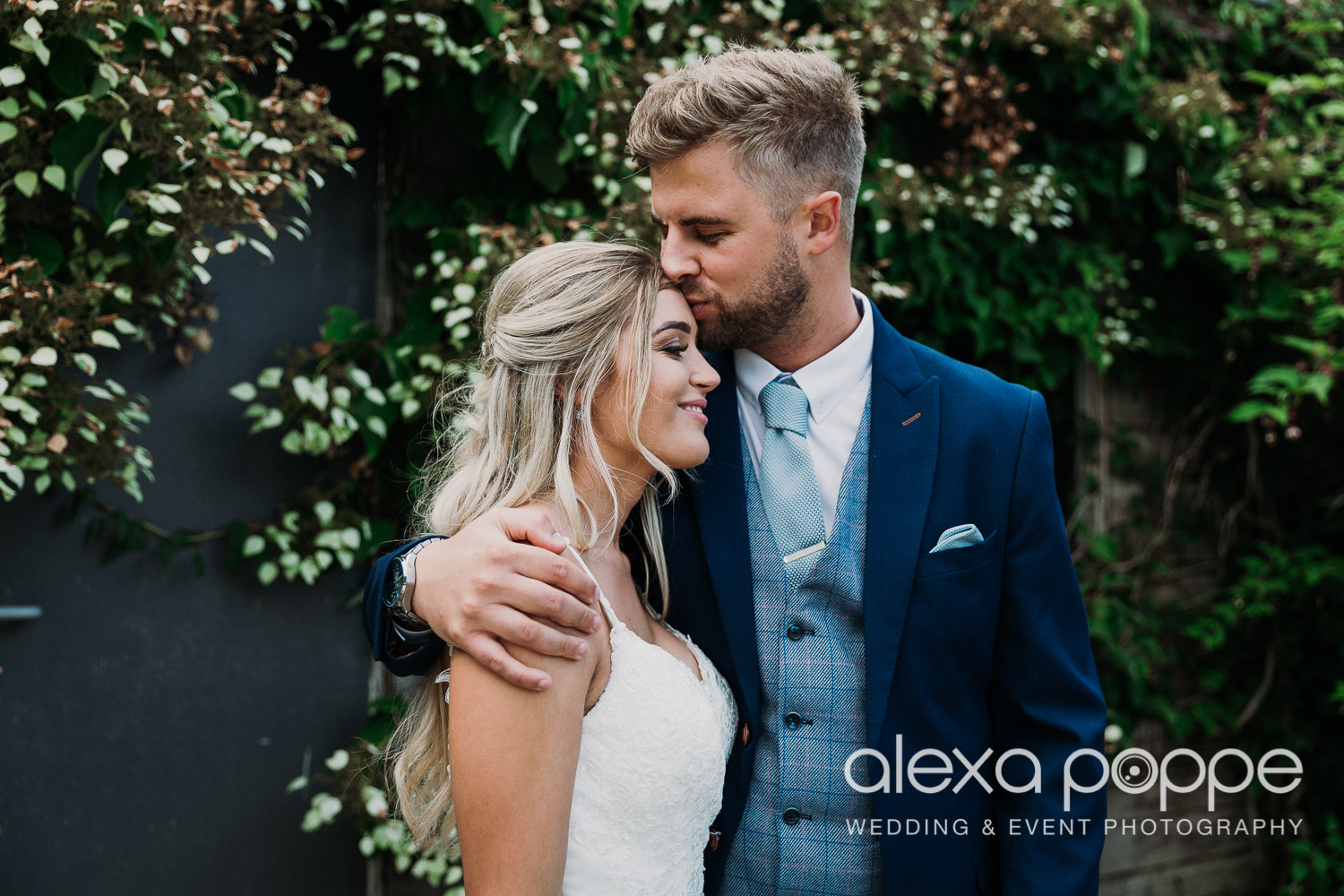AA_wedding_thegreen_cornwall_35.jpg