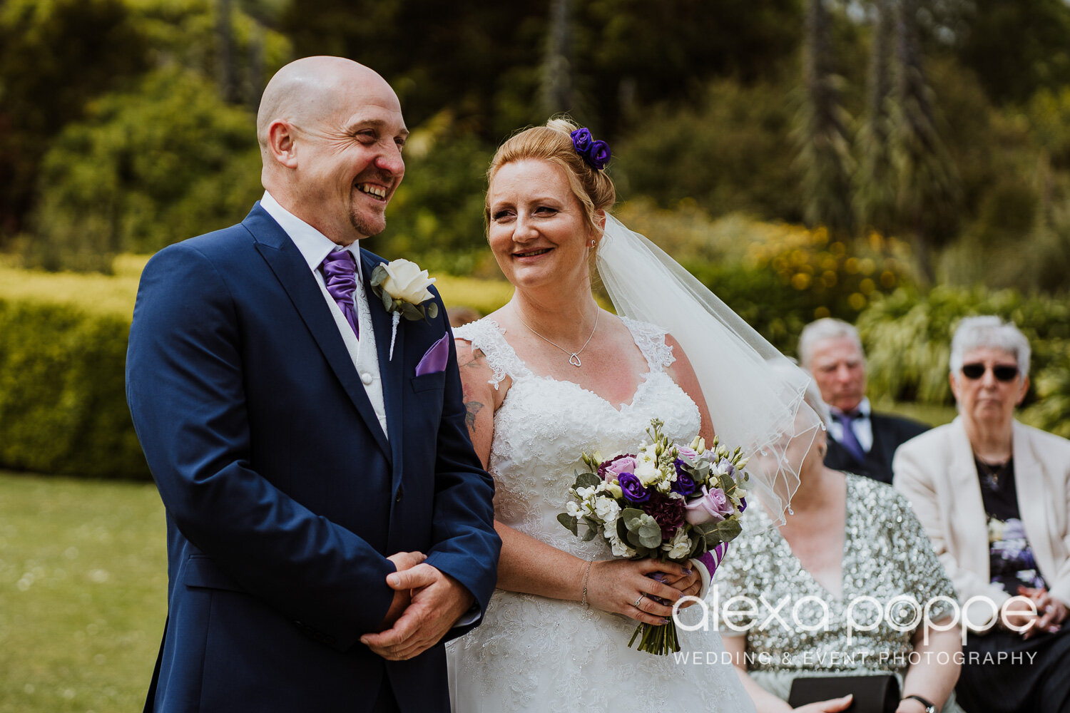 ks_weddingphotography_tregennacastle_9.jpg