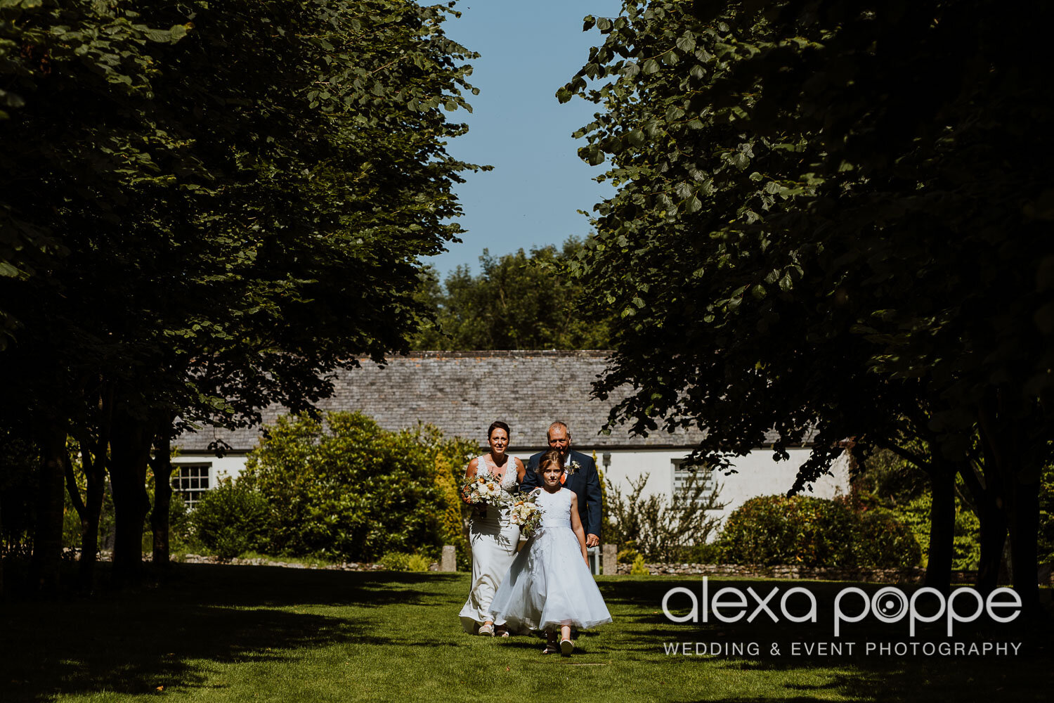 ks_weddingphotographer_cosawesbarton_cornwall_25.jpg