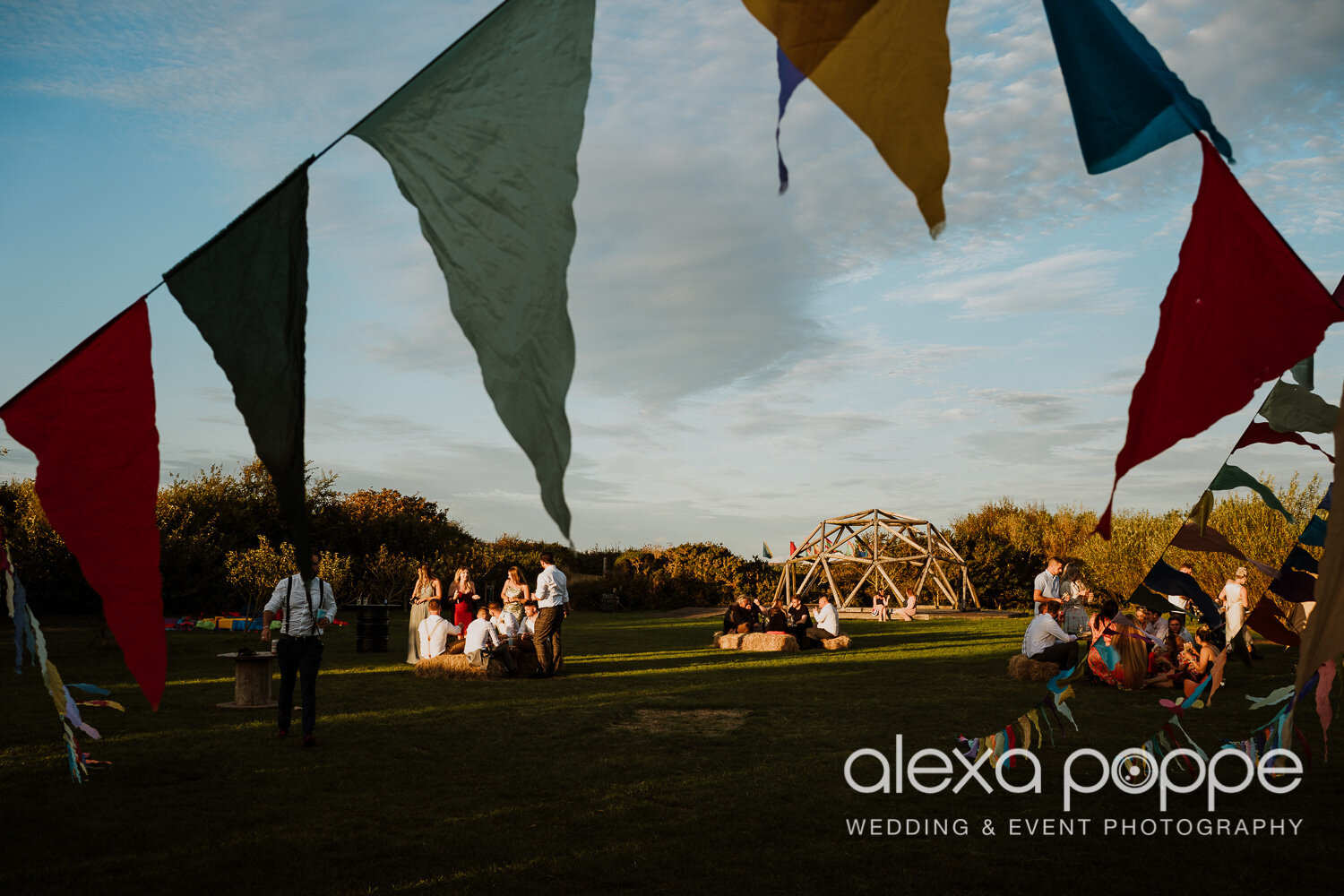 sj_weddingphotography_ecopark_cornwall-60.jpg