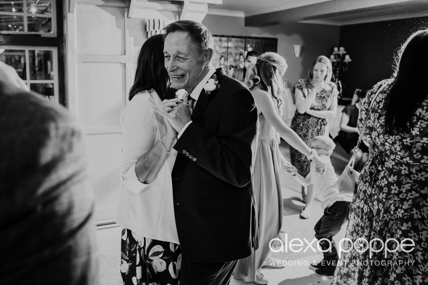 cj_weddingphotography_tallandbayhotel_95.jpg