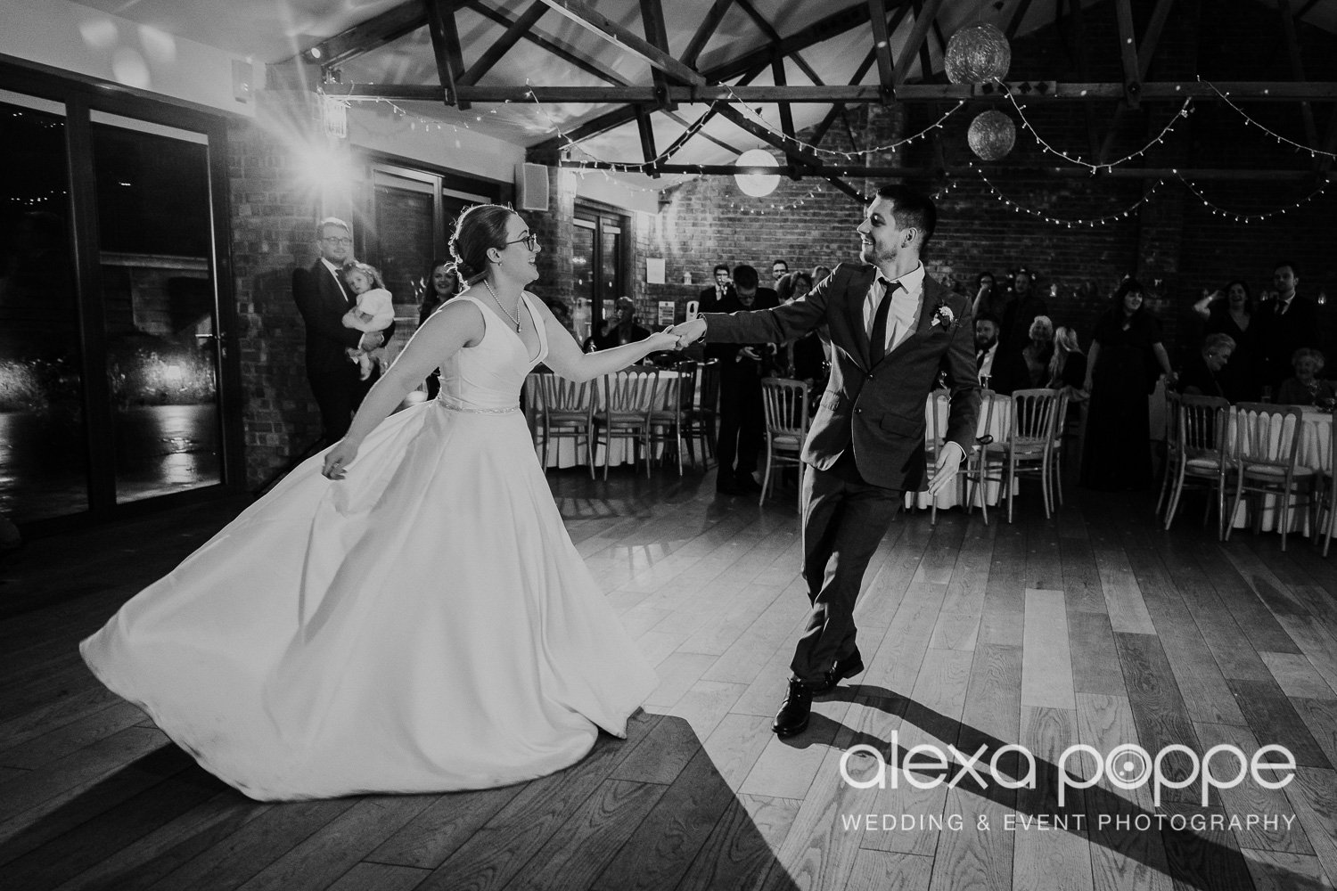 sb_weddingphotography_thegreen_cornwall_73.jpg