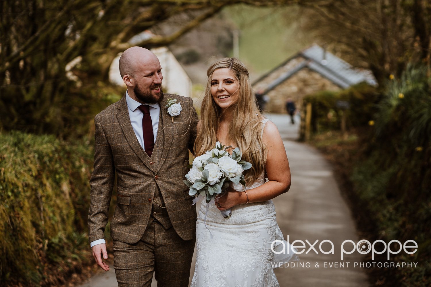 lj_weddingphotographer_trevenna_cornwall_158.jpg