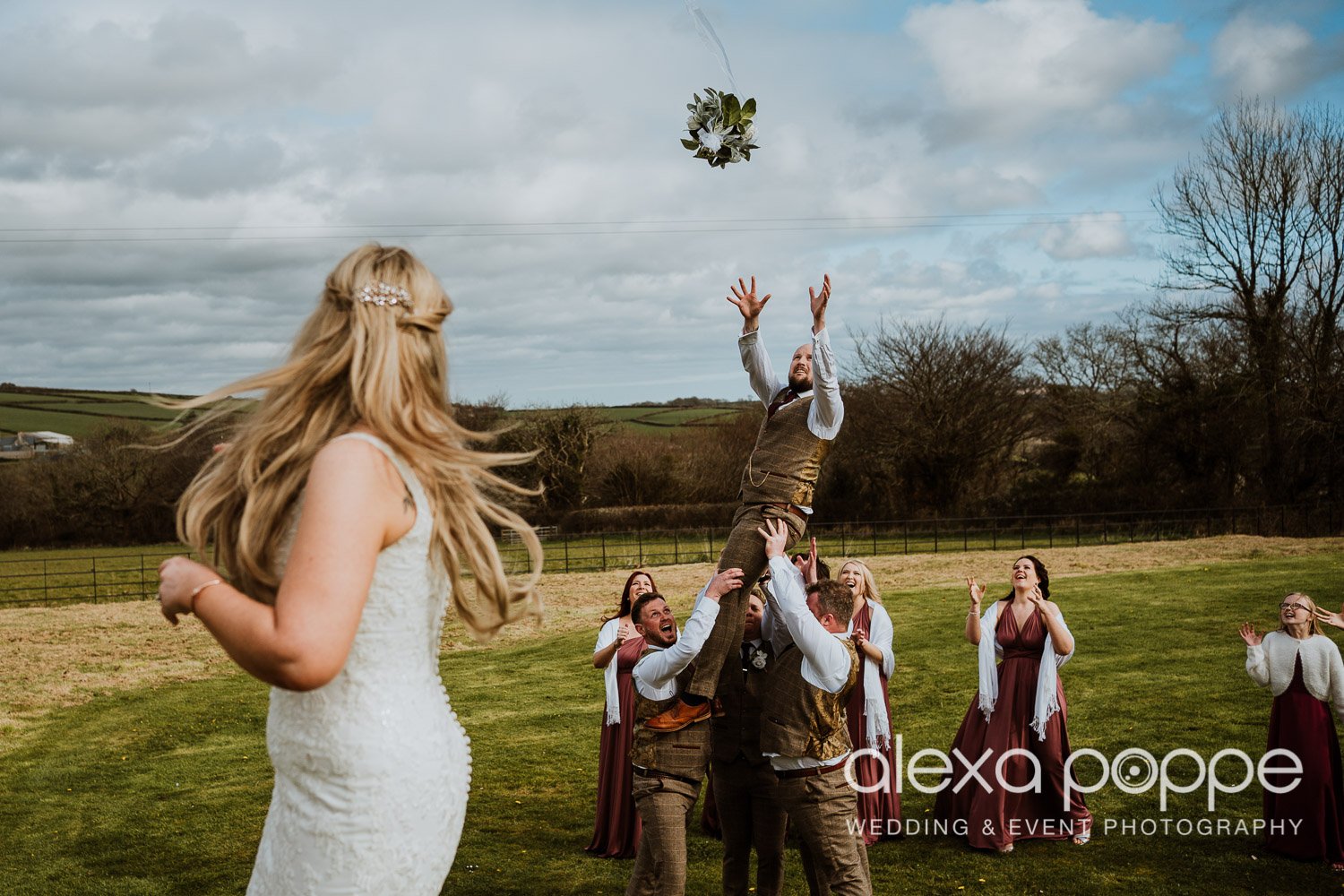 lj_weddingphotographer_trevenna_cornwall_175.jpg