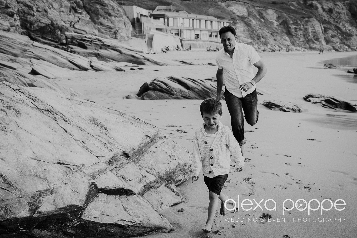 familyphotography_watergatebay_cornwall_6.jpg