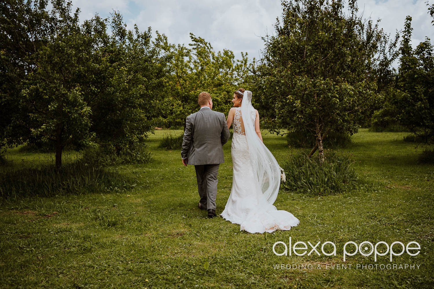 ej_weddingphotography_knightorwinery_cornwall_45.jpg