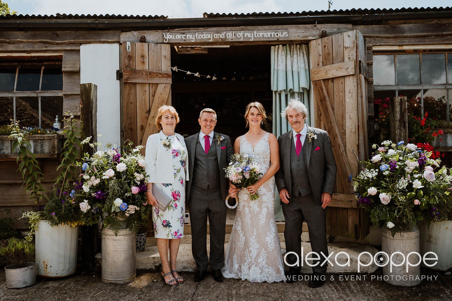 weddingphotography_thecowshed_36.jpg