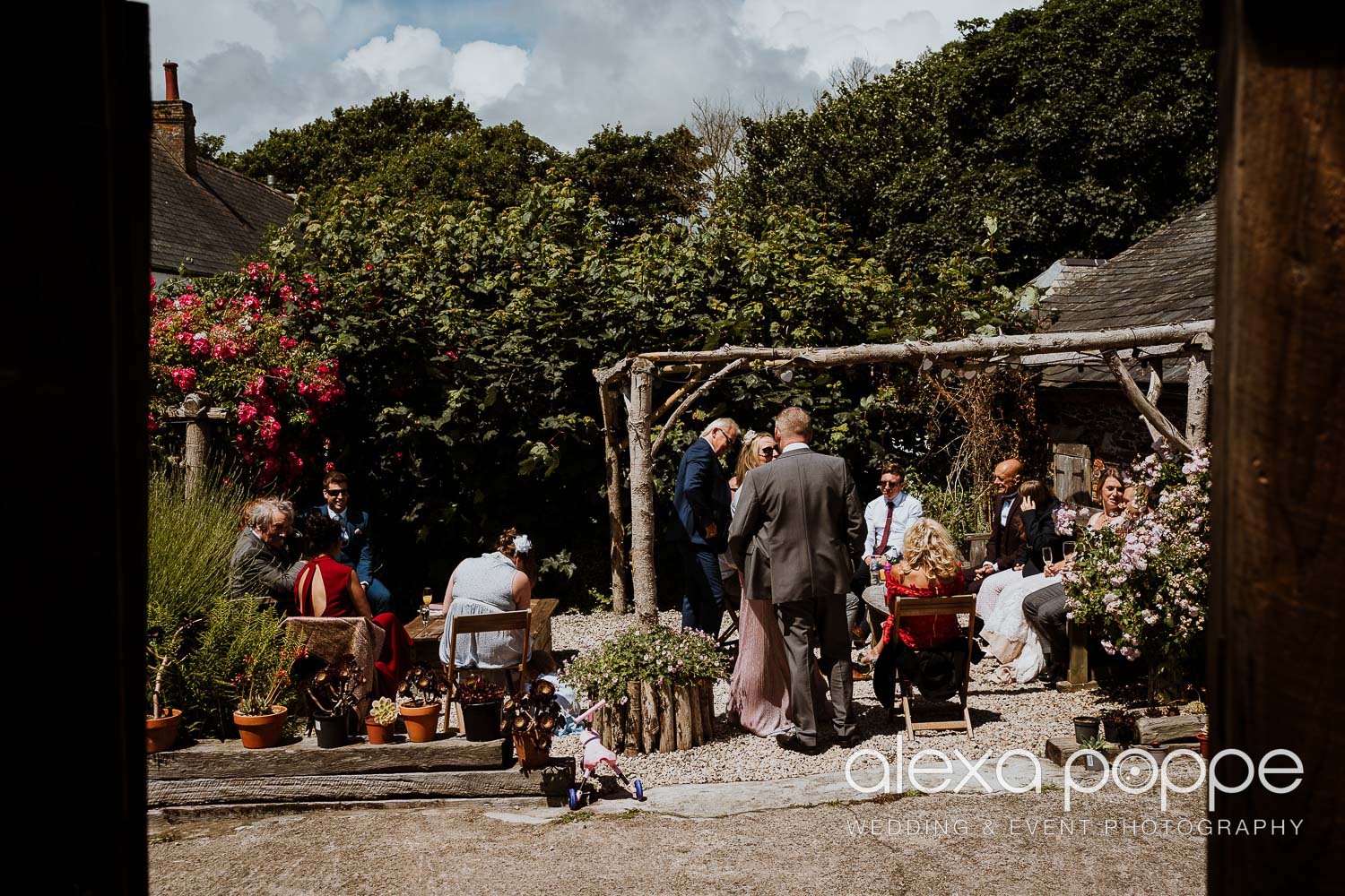 weddingphotographer_thecowshed_cornwall_67.jpg