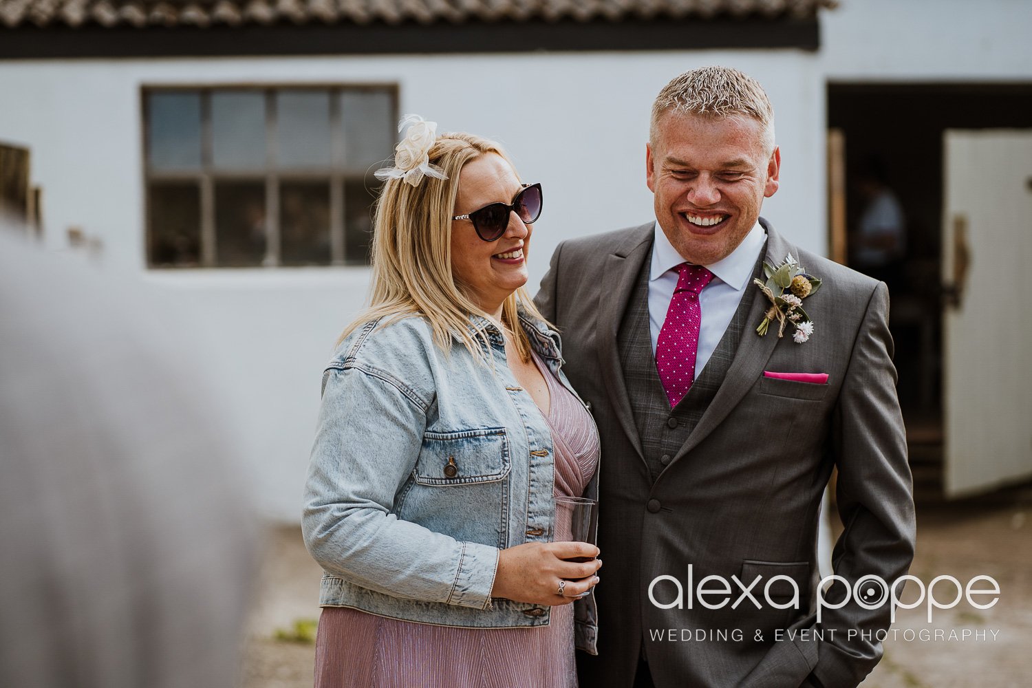 weddingphotographer_thecowshed_cornwall_71.jpg