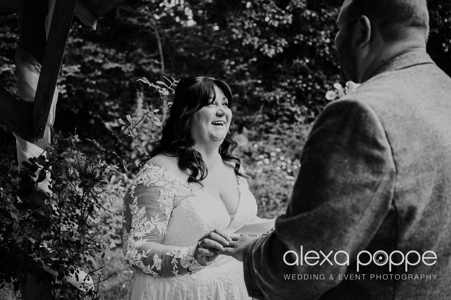 elopement_photography_thegreen_cornwall_8.jpg