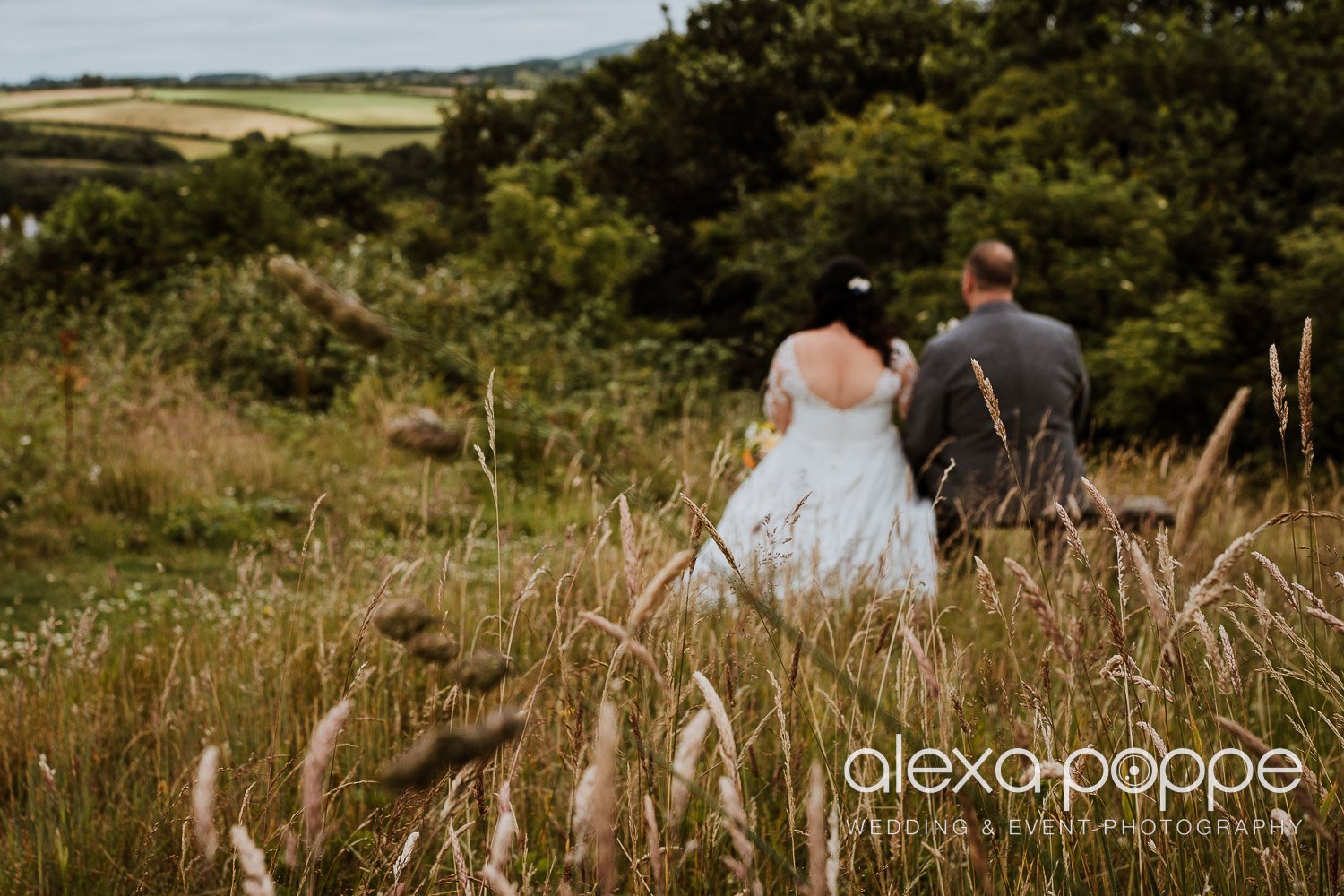 elopement_photography_thegreen_cornwall_21.jpg