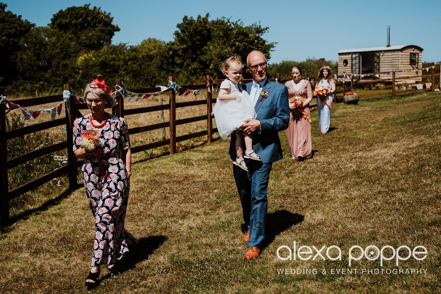 cs_weddingphotography_stennackfarm_cornwall_12.jpg