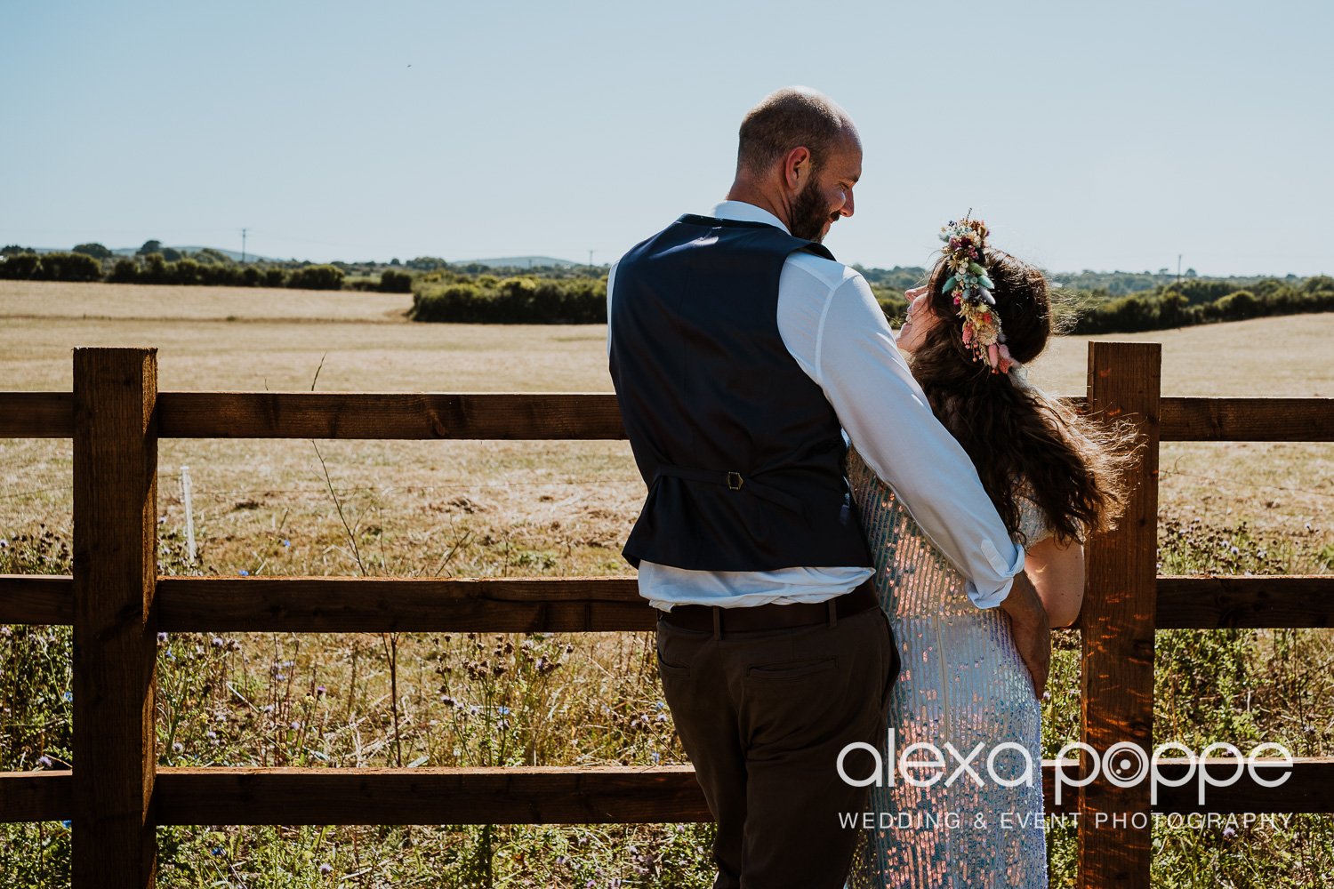 cs_weddingphotography_stennackfarm_cornwall_45.jpg