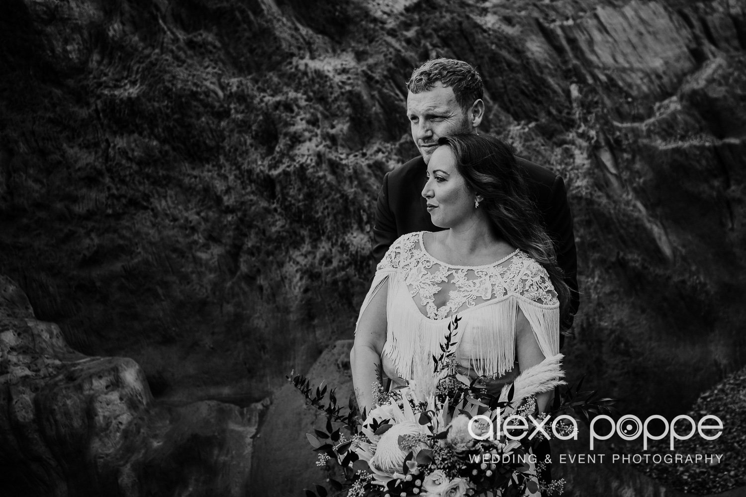 lp_weddingphotography_devon_tunnelsbeaches_50.jpg