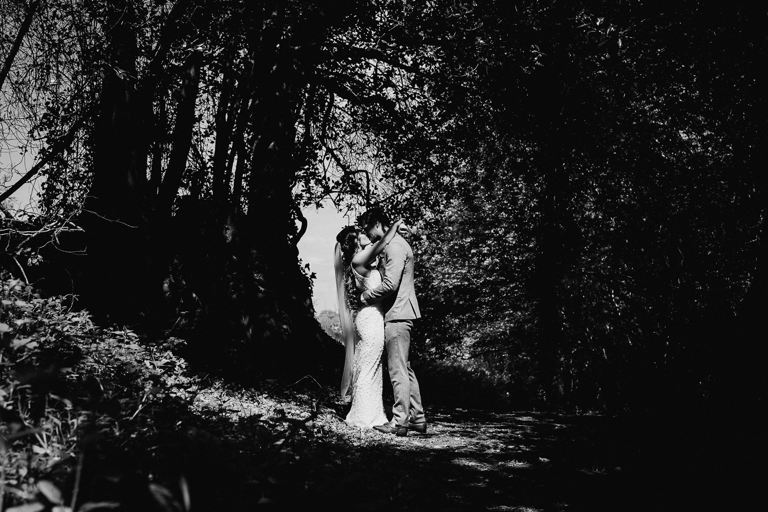 el_weddingphotographer_thegreencornwall_web_4.jpg