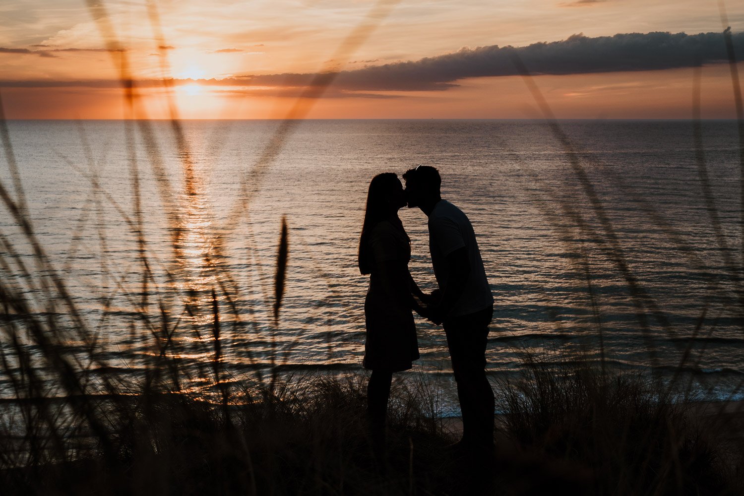 engagementshoot_cornwall_perransands_7.jpg