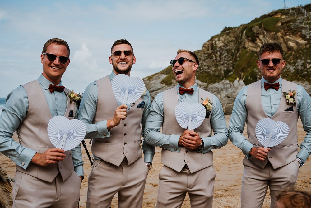 sj_weddingphotographer_lustyglaze_beach_cornwall_25.jpg