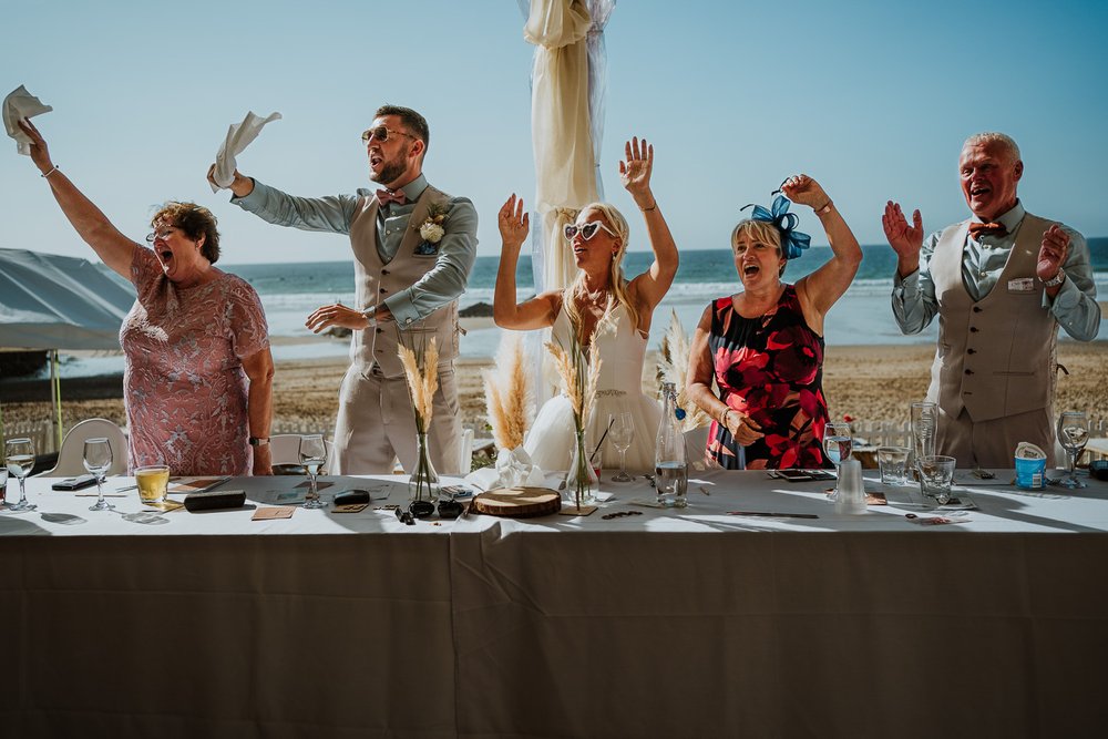 sj_weddingphotographer_lustyglaze_beach_cornwall_60.jpg