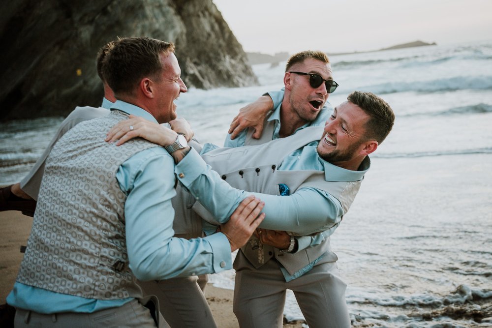 sj_weddingphotographer_lustyglaze_beach_cornwall_84.jpg