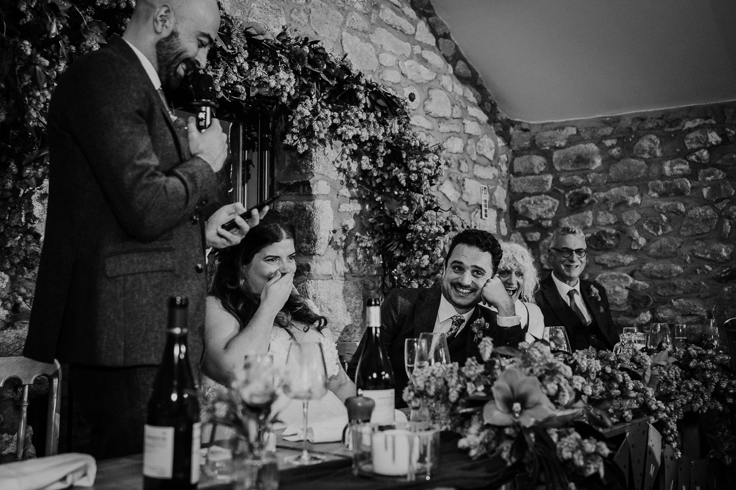 lt_weddingphotography_knightorwinery_cornwall_80.jpg