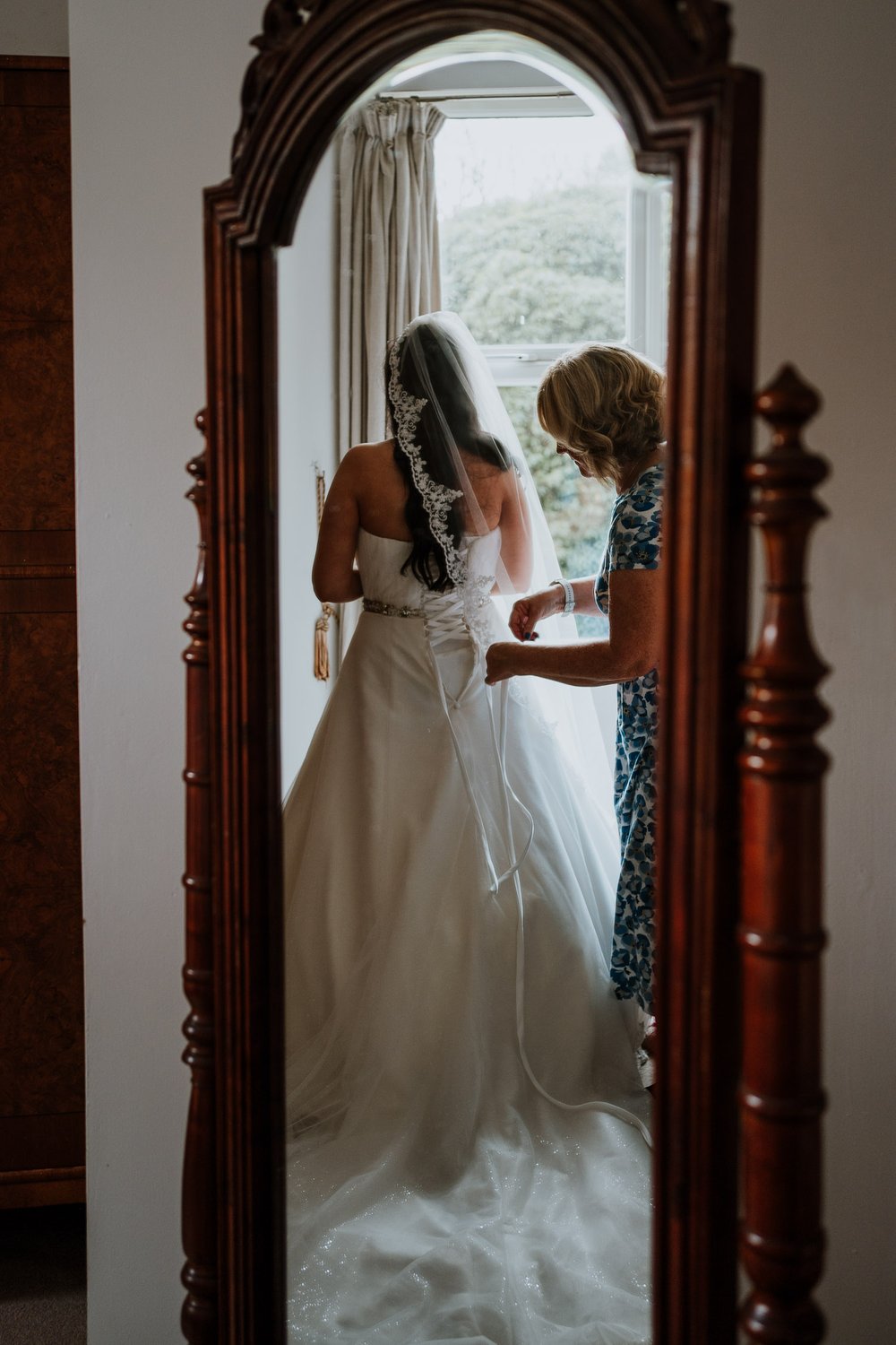 jm_weddingphotographer_lanhydrock_knightorwinery_cornwall_12.jpg