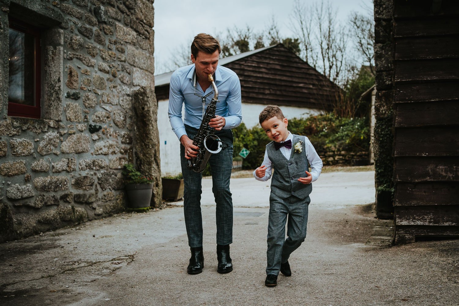 jm_weddingphotographer_lanhydrock_knightorwinery_cornwall_46.jpg