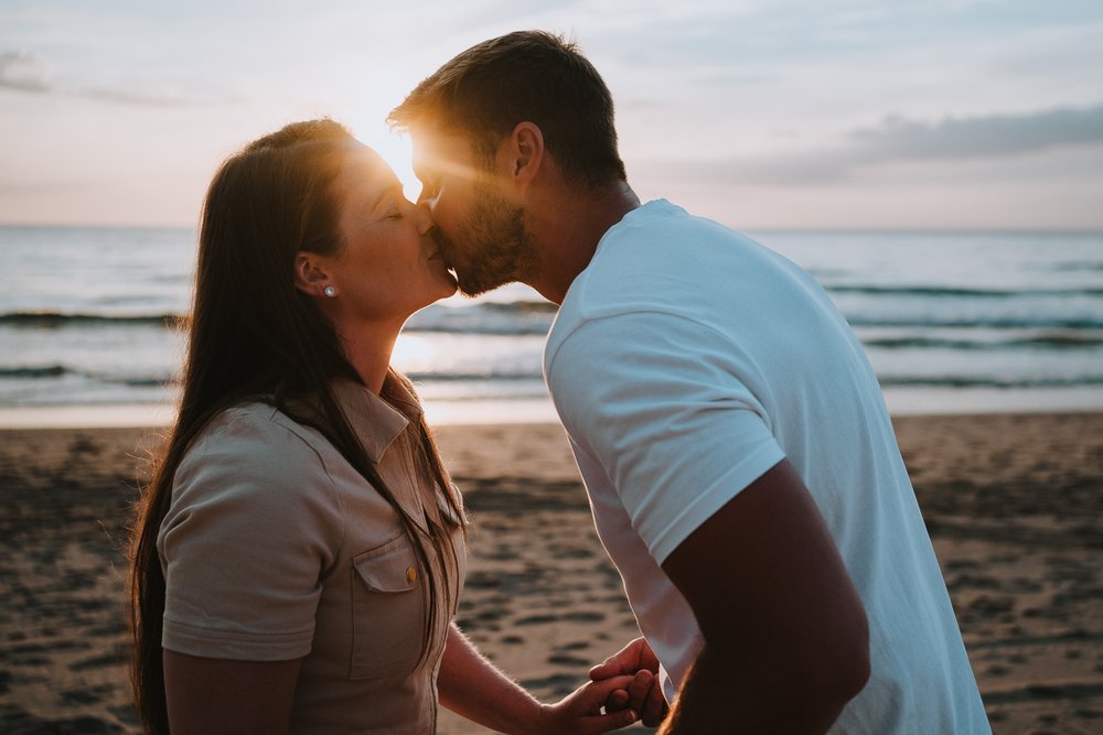 engagementphotos_sunset_cornwall_5.jpg