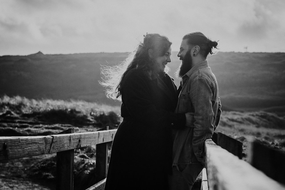 di_engagementshoot_holywell_cornwall_2.jpg