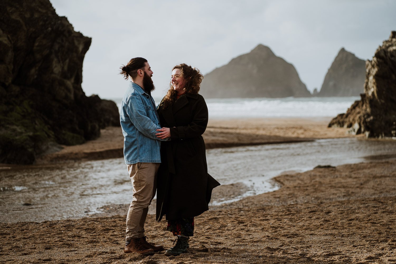 di_engagementshoot_holywell_cornwall_8.jpg