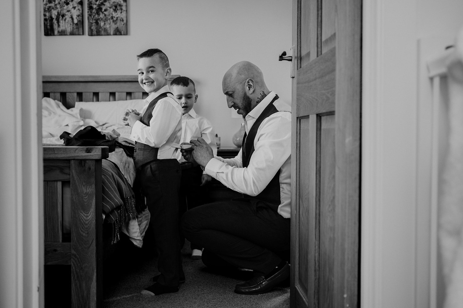 weddingphotographer_cornwall_stennackfarm_sa_2.jpg