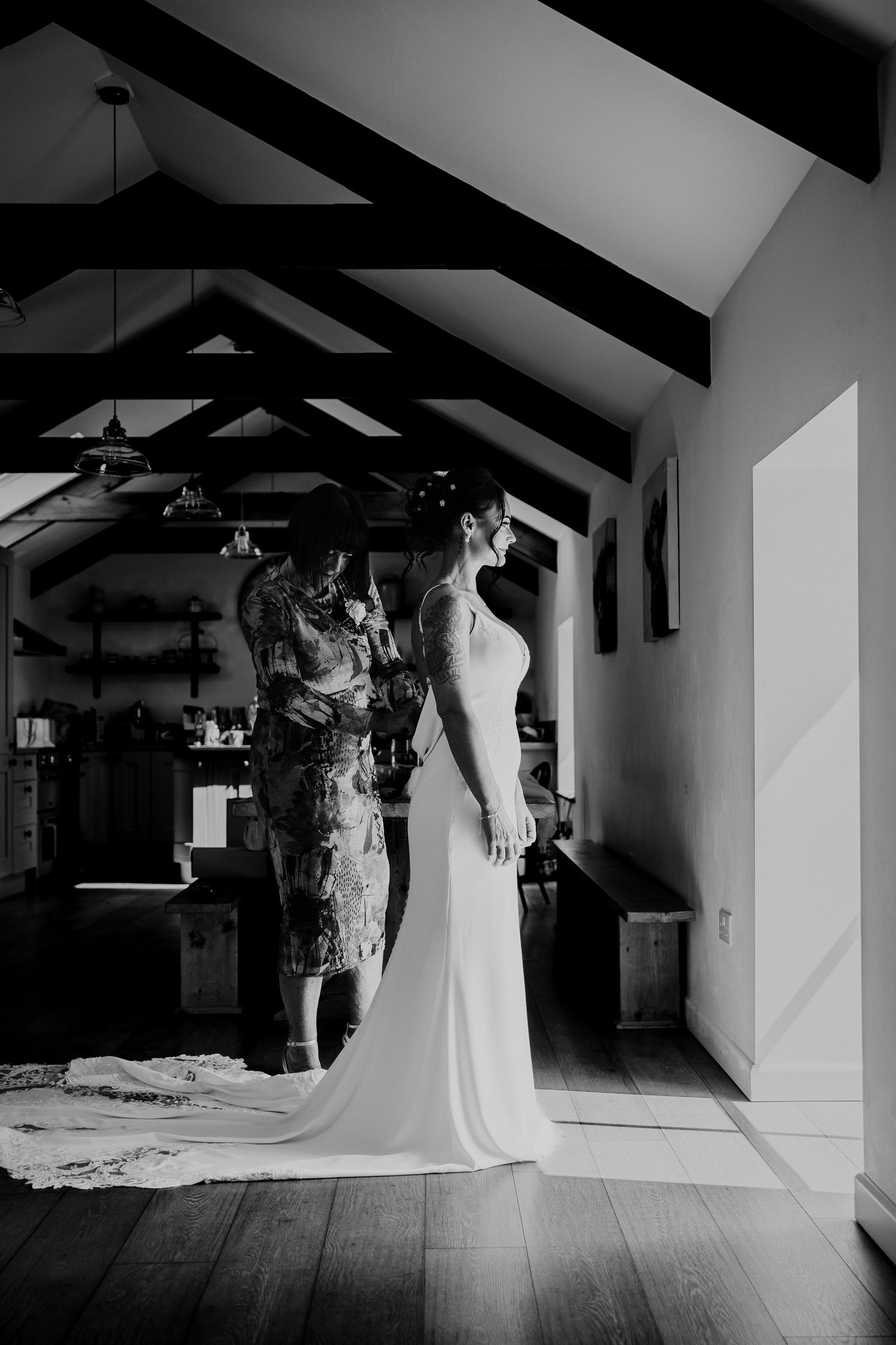 weddingphotographer_cornwall_stennackfarm_sa_11.jpg