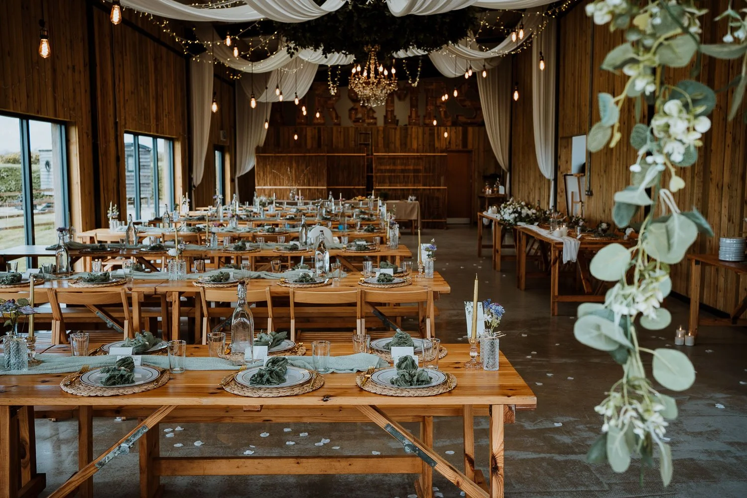 weddingphotographer_cornwall_stennackfarm_sa_28.jpg
