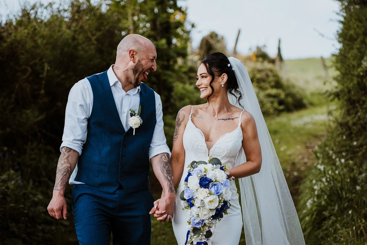 weddingphotographer_cornwall_stennackfarm_sa_33.jpg